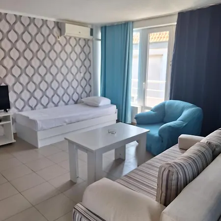Apartament Stela *